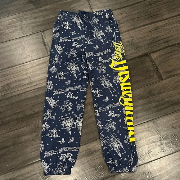 Disneyland 100 Favorite Memory Logo Joggers - Size XS - Picture 4 of 14